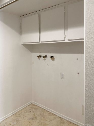 8070 Treeview Ct, Anaheim CA 92808-1553 exterior