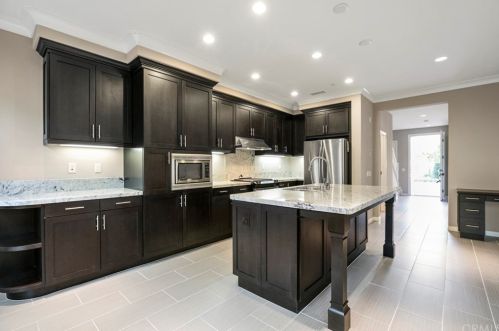 24 Wheatberry, Irvine, CA 92618-2249