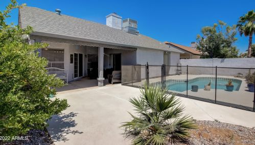 3901 Carol Ann Way, Phoenix AZ 85032-4057 exterior