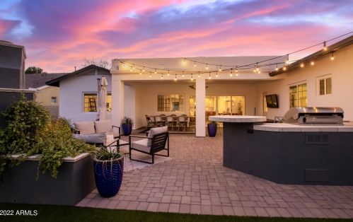 3819 41 Pl, Phoenix AZ 85044-1331 exterior