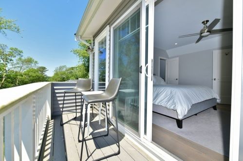 22 Eagle Hill Dr, Plymouth MA  02360-1908 exterior