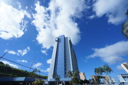 3045 Ala Napuaa Pl, Honolulu HI  96818-2792 exterior