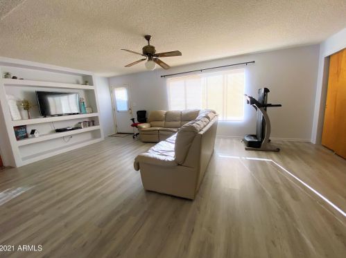 4536 49 Ave, Phoenix AZ 85031-1312 exterior