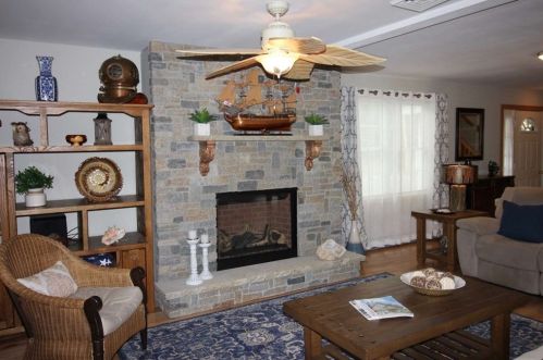 24 Riverview Blvd, Methuen, MA 01844-6053