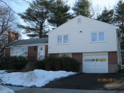 20 Wendell Rd, Newton, MA 02459-2610