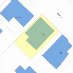 233 Adams St, Newton MA 02458-1246 plot plan