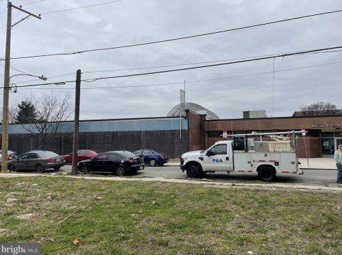 1923 20 St, Philadelphia PA 19145-2801 exterior