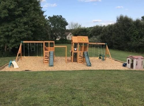 77 Mendall Rd, New Bedford MA 02743-1211 exterior