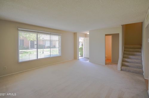 4430 Belleview St, Phoenix AZ 85008-5644 exterior