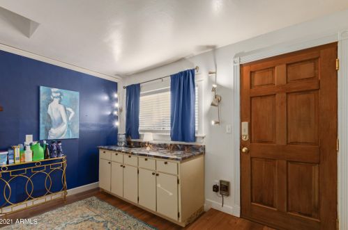 18824 30th St, Phoenix AZ  85050-3412 exterior