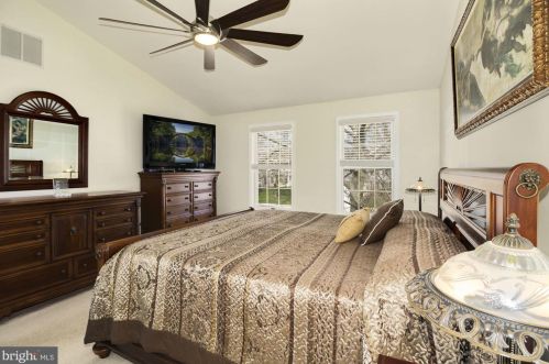 8556 Window Latch Way, Columbia MD 21045-5637 exterior