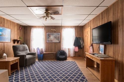 109 Diman St, Fall River MA 02721-1027 exterior