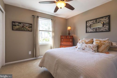 33 Winthrop Rd, Trenton NJ 08648-1557 exterior