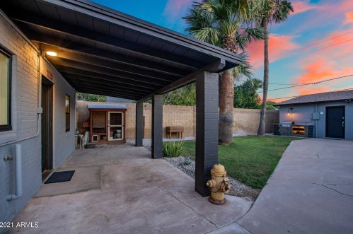 1413 Edgemont Ave, Phoenix AZ 85035-1809 exterior