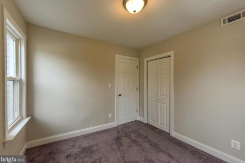 201 Maple Ave, West Deptford NJ  08093-1204 exterior