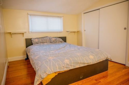 23 Burroughs Rd, North Reading MA 01864-1203 exterior