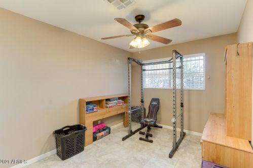 3825 Elm St, Phoenix AZ 85033-2112 exterior