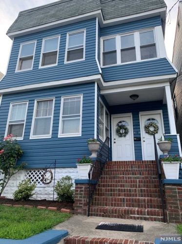 263 Ivy St, Kearny, NJ 07032-3501