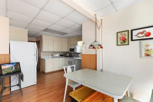 200 St, Weymouth MA 02191-1846 exterior