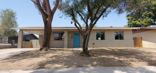 1026 Danbury Rd, Phoenix, AZ 85023-2636