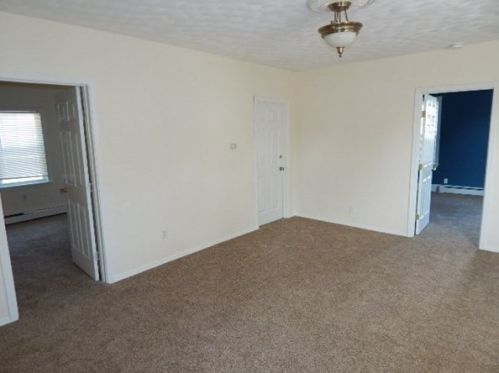 25 Lawrence St, Taunton MA 02780-1776 exterior