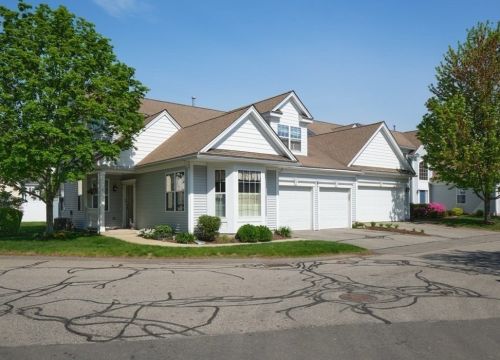 7 Tinsdale Dr, Acton MA  01720-5862 exterior