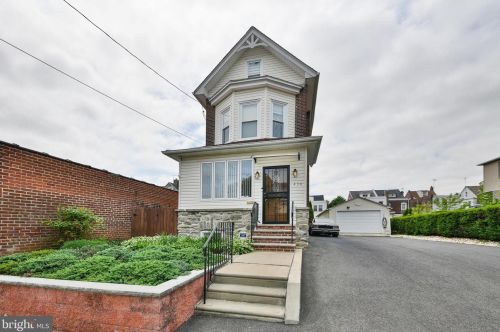 436 Gilham St, Philadelphia, PA 19111-5207