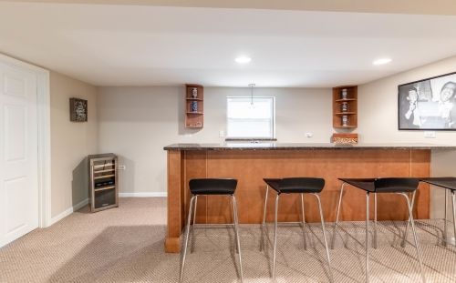 1907 Wenonah Ave, Forest View IL 60402-1666 exterior