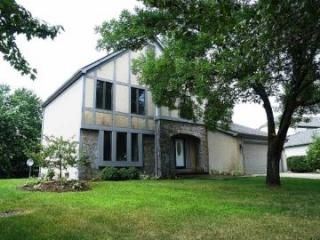 2276 Fernleaf Ln, Columbus, OH 43235-2751