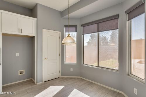 519 Anderson Ave, Phoenix AZ 85023-2211 exterior