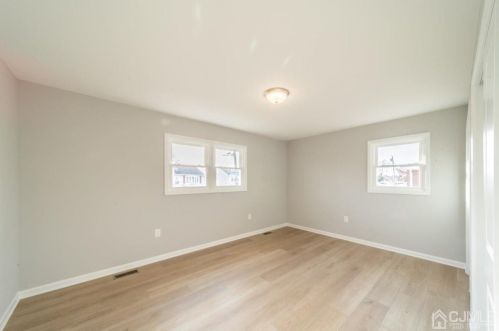 4 Charlotte St, Carteret NJ  07008-2321 exterior