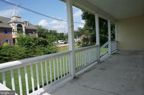 1036 Washington Ave, West Deptford, NJ 08096-3534