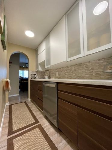 73 Harlem St, Worcester MA 01610-2161 exterior