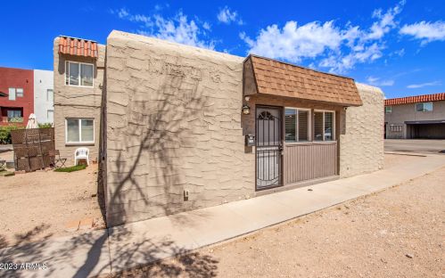 4769 Belleview St, Phoenix AZ  85008-5606 exterior