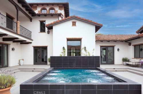 21 Watercress, Irvine CA 92603-0408 exterior