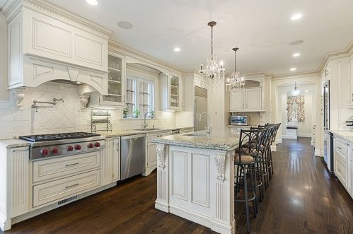 115 Aspen Ave, Newton MA 02466-3022 exterior