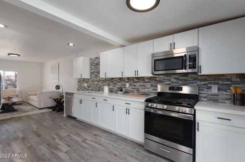 3906 13th Pl, Phoenix AZ  85014-4904 exterior