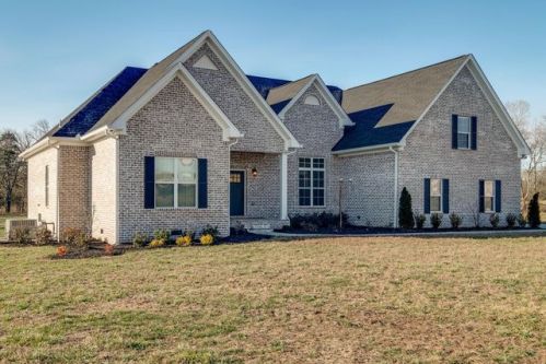 194 Lindsey Holw Rd, Gallatin TN  37066-8214 exterior