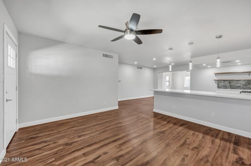 19245 17th Dr, Phoenix AZ  85027-5309 exterior