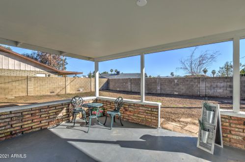 3155 Altadena Ave, Phoenix AZ 85029-3211 exterior