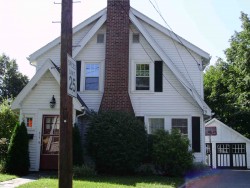 310 Webster St, Newton, MA 02466-2106