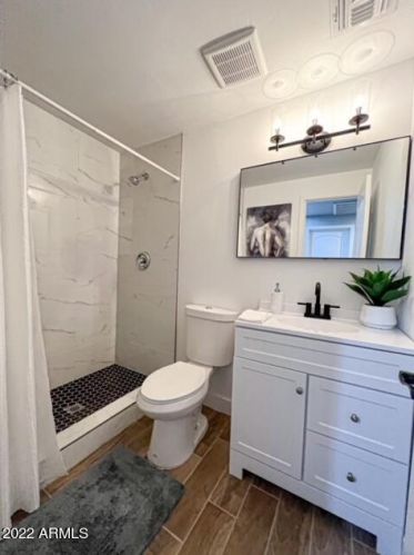 2102 71 Ave, Phoenix AZ 85033-1460 exterior