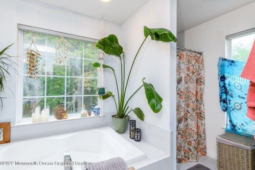 283 Leesville Rd, Jackson Twp NJ 08527-4801 exterior