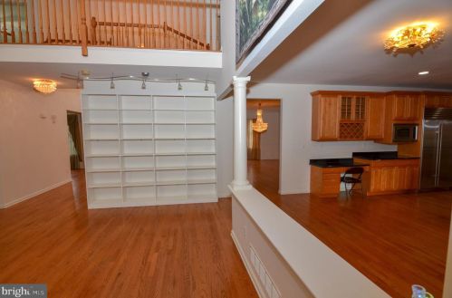 8 Landview Ln, Columbus NJ 08022-2260 exterior