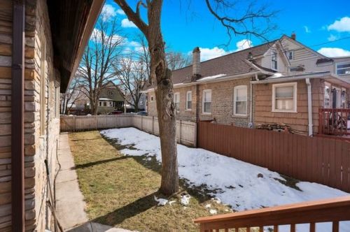 3322 Wenonah Ave, Forest View IL 60402-2928 exterior