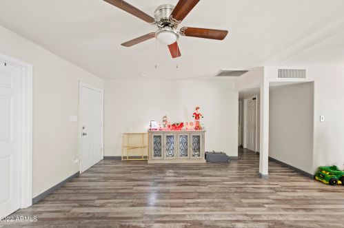 3132 53rd Ln, Phoenix AZ  85031-3412 exterior