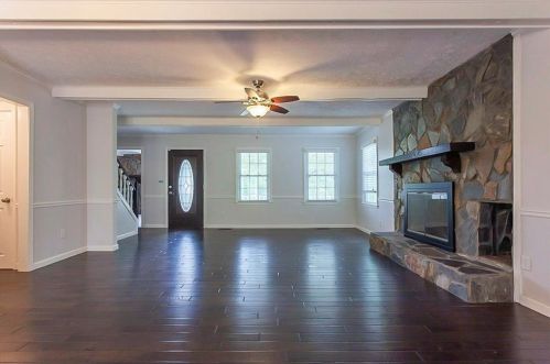 19 Hidden Lk Ct, Stockbridge GA 30281-1200 exterior