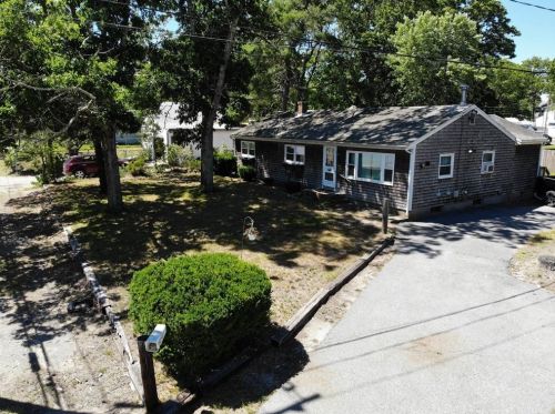 2714 Cranberry Hwy, Wareham, MA 02571-1041