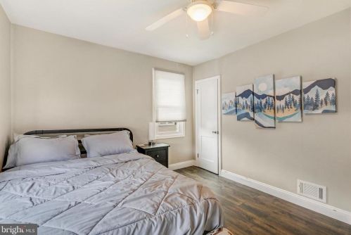 703 Washington Ave, West Deptford NJ 08096-1035 exterior