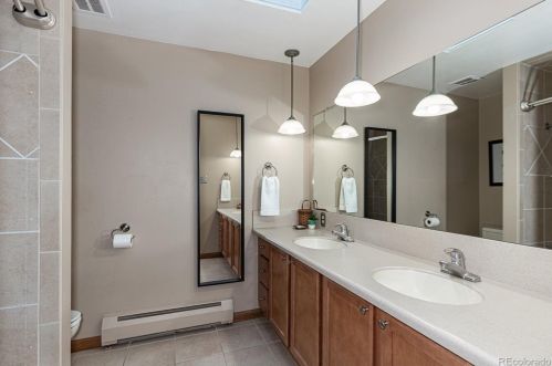 9164 Tufts Ave, Englewood CO 80111-1165 exterior